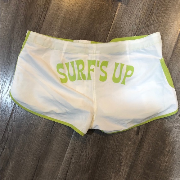 Beach shorts 3 pair bundle - Picture 5 of 5